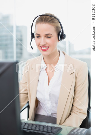 9112308