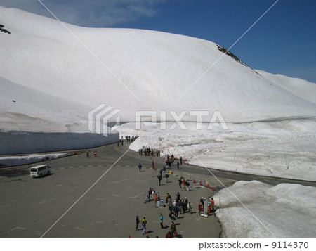 立山黑部阿爾卑斯山脈路線雪谷 立山黑部阿爾卑斯山脈路線雪谷 9114370