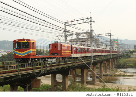 Motorized freight car Moto 77 + 5800 series + Moto 78 9115331