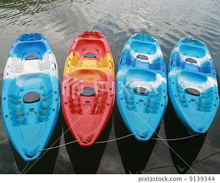 kayaks in lake kayaks in lake 9139344