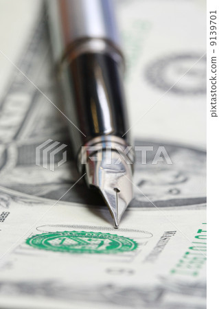 Metal Nib Pen on dollar bill Metal Nib Pen on dollar bill 9139701