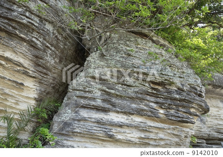 Oblique interlayer Oblique interlayer 9142010