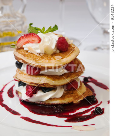 Pancakes with raspberry Pancakes with raspberry 9148224
