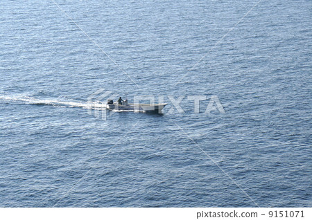Fisherman's ship in Tokyo Bay 9151071