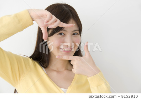 Framing feminine composition Framing feminine composition 9152910