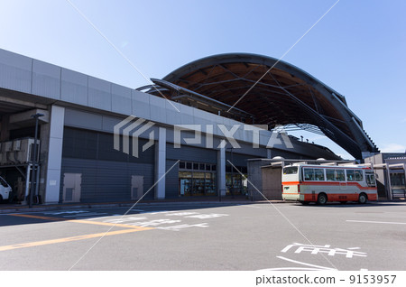 Kujira Dome and Bus Kochi Station North Exit 9153957
