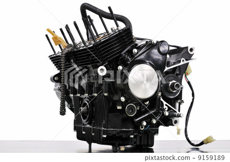 Maintenance of motorcycle engine 9159189