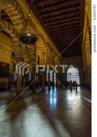 Spain World Heritage Mesquita Cylinder Forest 9160342