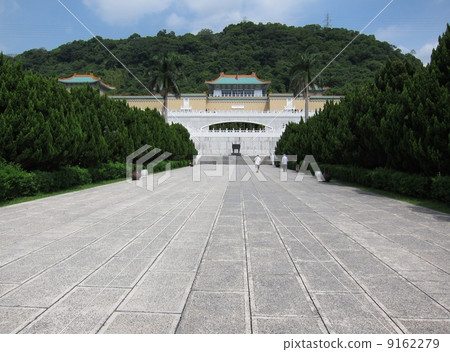 Taiwan National Palace Museum 9162279
