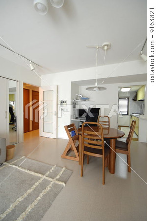 明亮的室內 9163821
