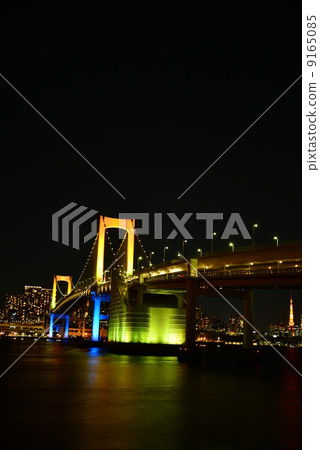 Rainbow bridge special lighting in winter 9165085