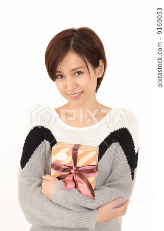 給禮物的婦女 給禮物的婦女 9169053