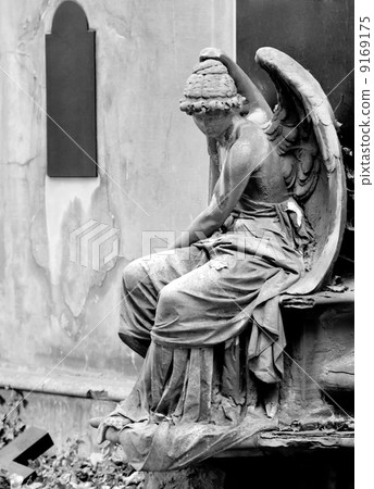 angel statue 9169175