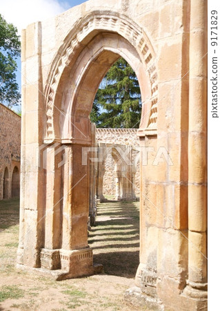 two arab doors 9171829