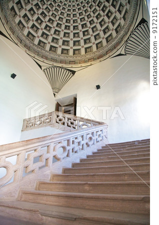yuso old stairs 9172151