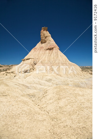 hill at the desert 9172416