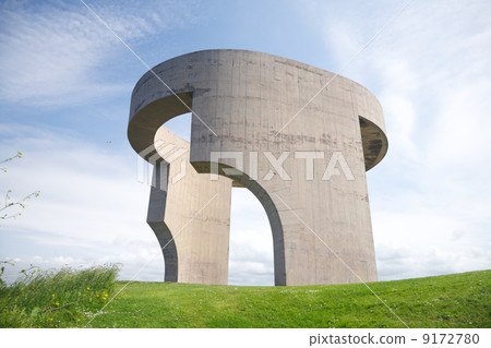 great monument in Gijon 9172780