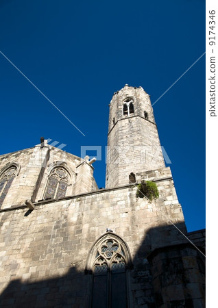 tower of barcelona cathedral tower of barcelona cathedral 9174346