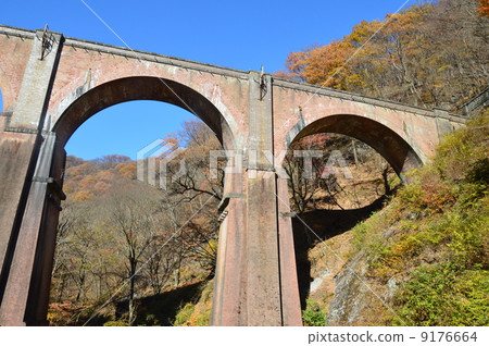 臼井三橋(Megane Bridge)(臼井縣鐵道設施/群馬市松島市松島市) 臼井三橋(Megane Bridge)(臼井縣鐵道設施/群馬市松島市松島市) 9176664