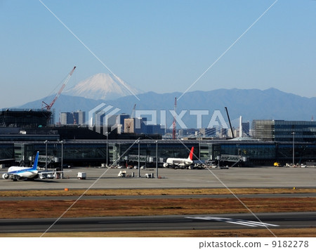 Haneda Airport International Terminal 9182278