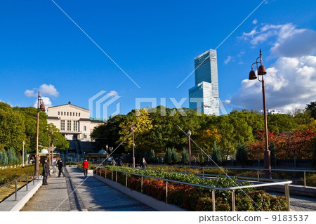 大阪市立美術館和安倍晉三 大阪市立美術館和安倍晉三 9183537