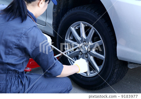 Tire exchange 9183977