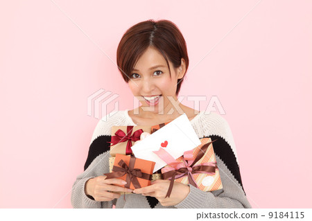 Gifts and messages 9184115