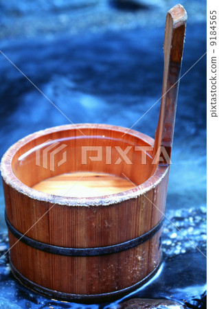 Hot spring Hot spring 9184565