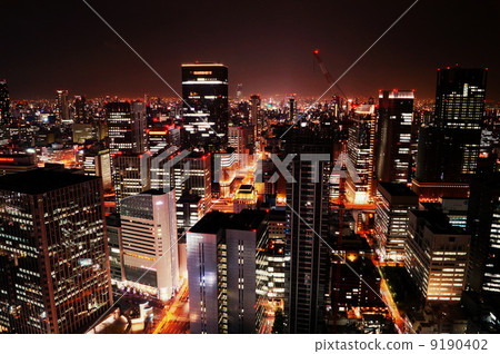 Night view of Osaka city center 9190402
