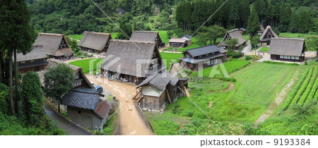 Gokayama, Toyama Prefecture, Suganuma Gassho-zukuri Village in Summer, World Heritage Site Gokayama, Toyama Prefecture, Suganuma Gassho-zukuri Village in Summer, World Heritage Site 9193384