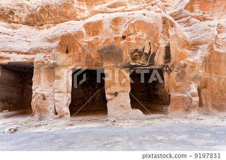 living ancient caverns in Little Petra 9197831