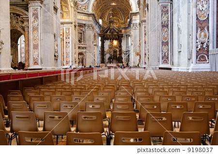 interior of St.Peter Basilica and Bernini's baldacchino, Vatican 9198037