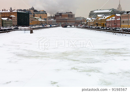 panorama of urban frozen river panorama of urban frozen river 9198567