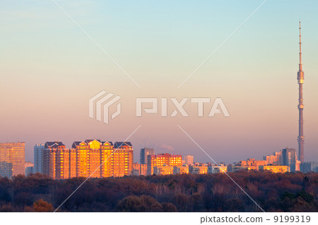 autumn sunset under Moscow 9199319