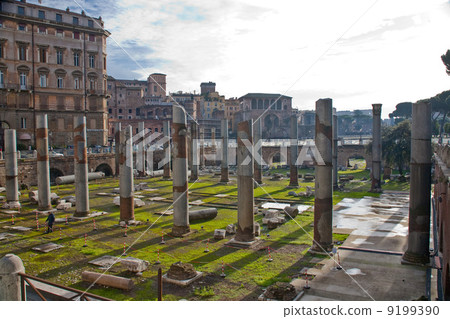 Trajan's Forum 9199390