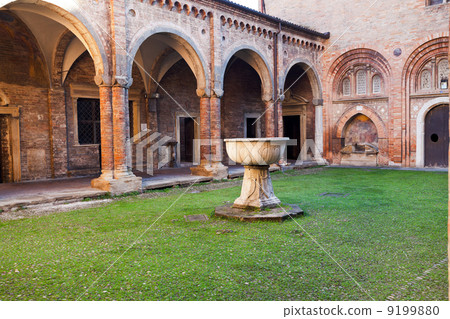 Courtyard of Pilate in Basilica of Santo Stefano, Bologna 9199880