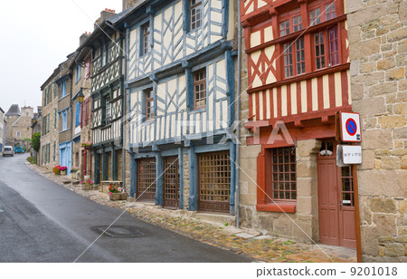 street in Breton town 9201018