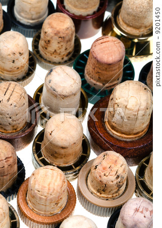 many corks from alcoholic spirits 9201450