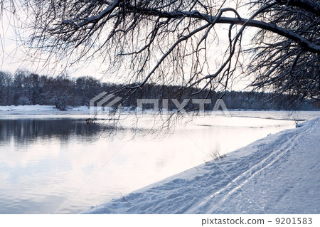 ski runs on snow-covered beach ski runs on snow-covered beach 9201583