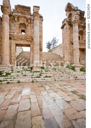 steps and gate to Artemis temple in ancient town Jerash steps and gate to Artemis temple in ancient town Jerash 9202404