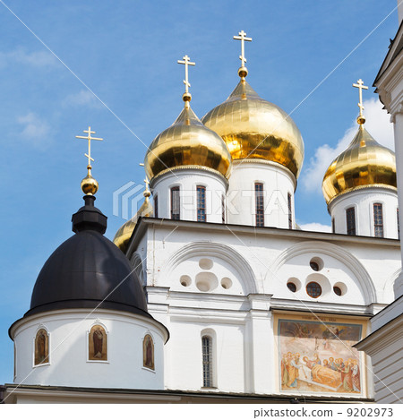Dormition Cathedral of Dmitrov Kremlin, Russia Dormition Cathedral of Dmitrov Kremlin, Russia 9202973