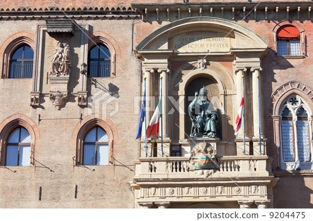 medieval palazzo comunale in Bologna, Italy 9204475