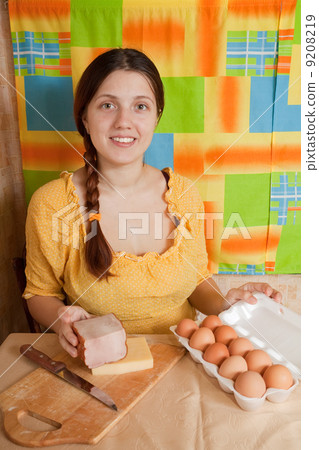 woman with bacon and eggs woman with bacon and eggs 9208219