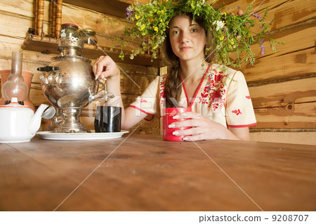 girl having tea 9208707