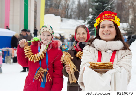 Women plays during Shrovetide 9210079