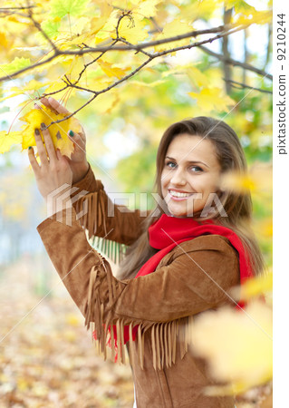 girl in autumn park girl in autumn park 9210244
