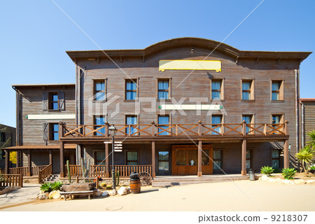 Far west town 9218307