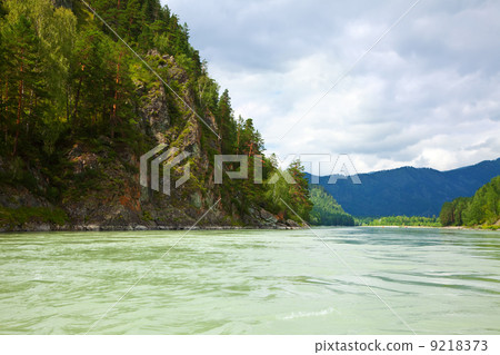 Mountains river 9218373