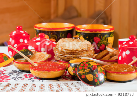 pancake with caviar and tea 9218753