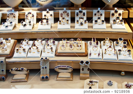 counter with garnet jewelry 9218936